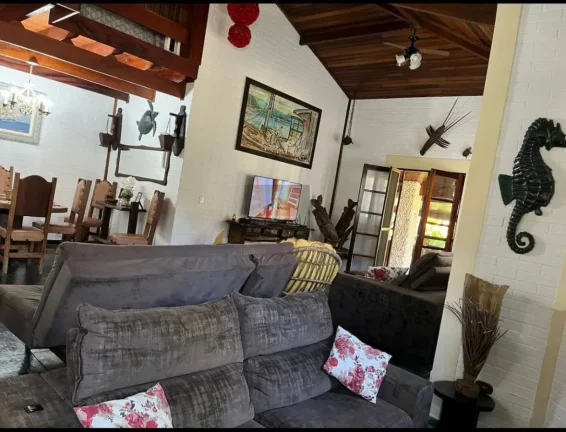 Imagem Casa em Condomínio para Venda em Ubatuba / SP no bairro Horto Florestal