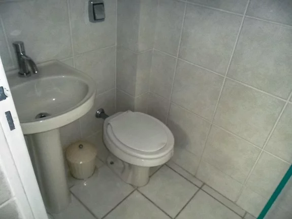 Imagem Apartamento com 3 dormitórios à venda, 130 m² por R$ 360.000,00 - Enseada - Guarujá/SP
