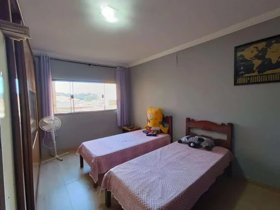 Imagem Casa com 4 quartos à venda em São José