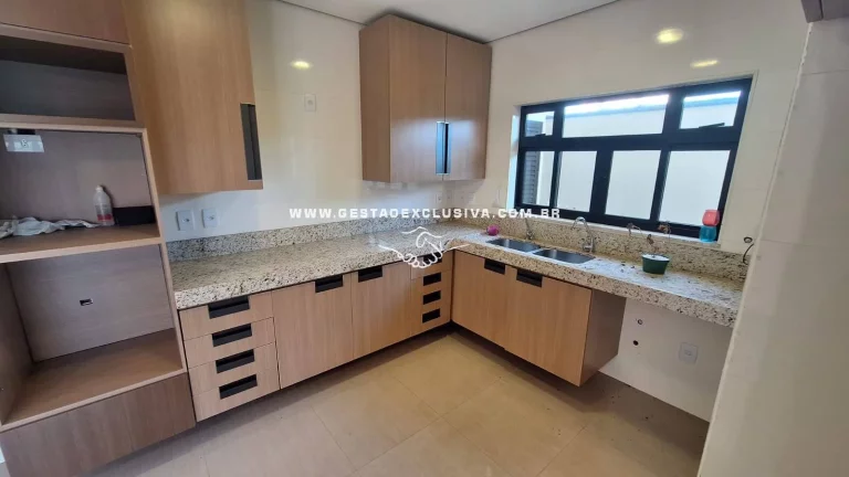 Imagem CASA VILA CRISTO REDENTOR 4 DORM 2 SUITES