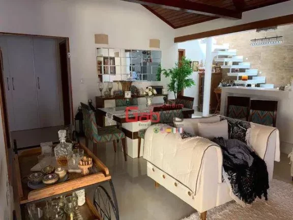 Imagem Casa com 3 dormitórios à venda, 300 m² por R$ 1.700.000 - Ogiva - Cabo Frio/RJ