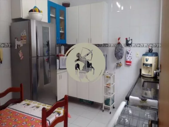 Imagem ÓTIMA DISTRIBUIÇÃO DORMITORIOS AMPLOS, SALA 3 AMBIENTES, 2 VAGAS DE GARAGENS, RUA TRANQUILA, PROX...