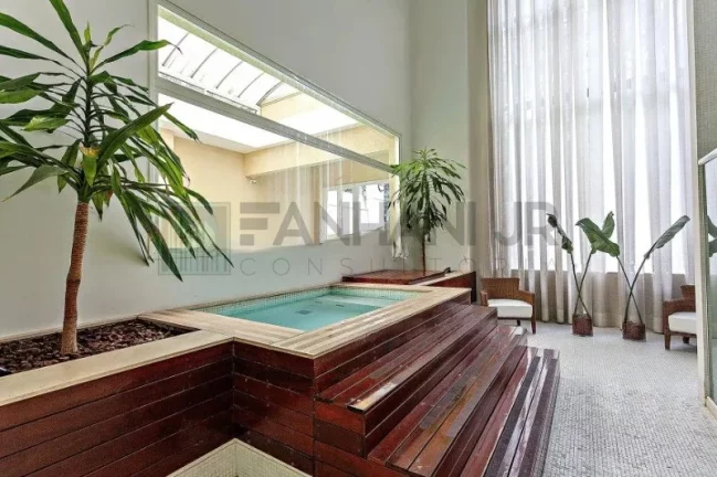 Imagem Luxuoso apartamento à venda em São Paulo-SP, Jardim Europa: 4 quartos, 4 suítes, 3 salas, 6 banheiros, 4 vagas de garagem, 310m².