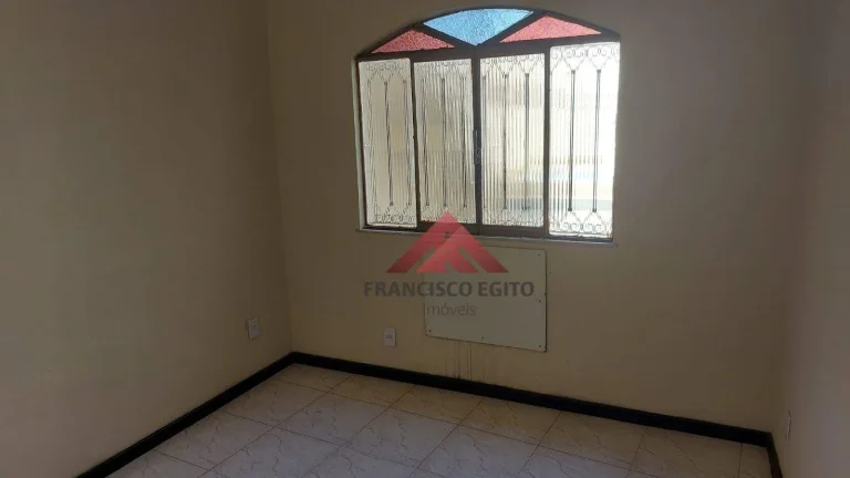 Imagem Casa com 3 dormitórios à venda, 250 m² por R$ 300.000,00 - Neves - São Gonçalo/RJ