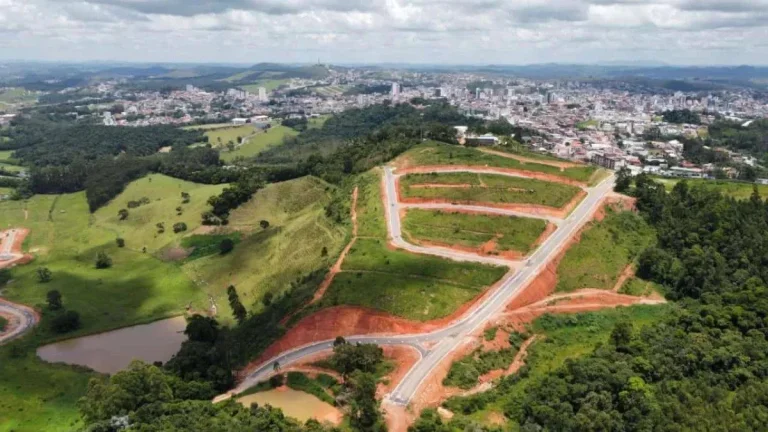 Imagem Lotes à Venda em Condomínio Residencial Fechado - Financiamento Próprio