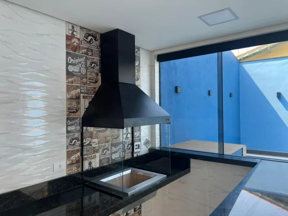 Imagem Casa para Venda em Itanhaém, Jardim Suarão (Praia), 3 dormitórios, 3 suítes, 1 banheiro, 3 vagas