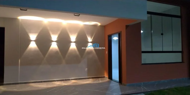 Imagem Casa para Venda em Feira de Santana, Nova Esperança, 3 dormitórios, 1 suíte, 1 banheiro, 2 vagas