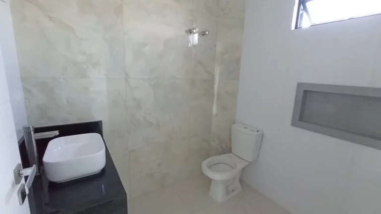 Imagem Sobrado novo a venda, face norte pleno, pronto par
