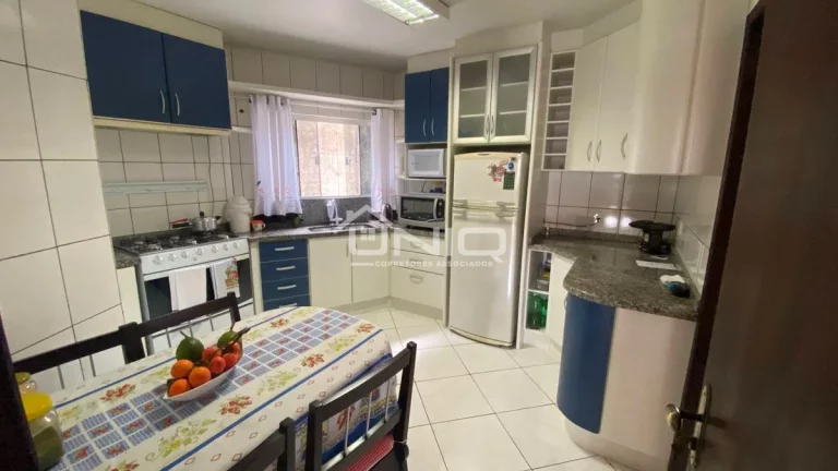Imagem Sobrado Suíte + 02 Quartos Santa Terezinha