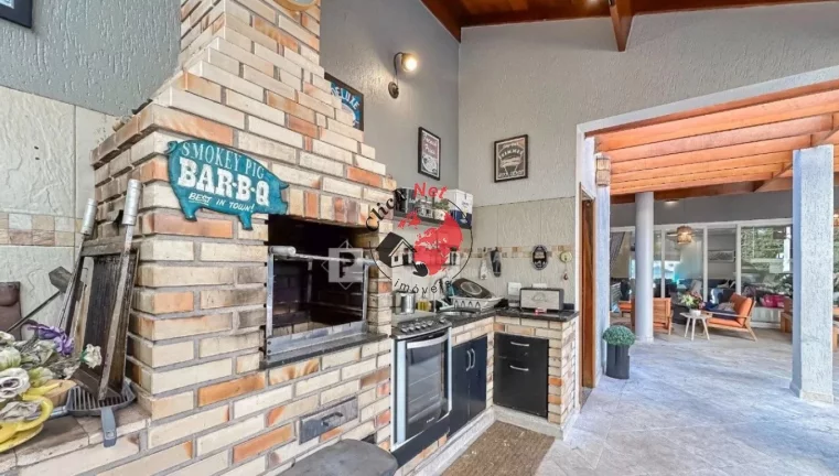 Imagem Sobrado de Alto Padrão em Condomínio Fechado – Sofisticação, Espaço e Conforto