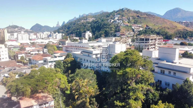 Imagem Terreno à venda, 2292 m² por R$ 3.899.900,00 - Vale do Paraíso - Teresópolis/RJ