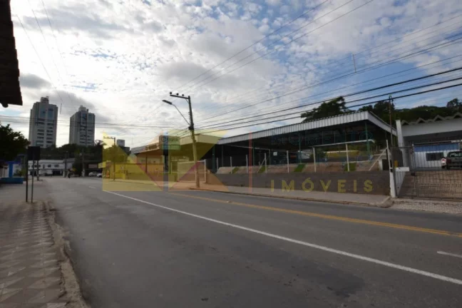 Imagem Ponto Comercial à Venda, 1.519 m² em Velha - Blumenau