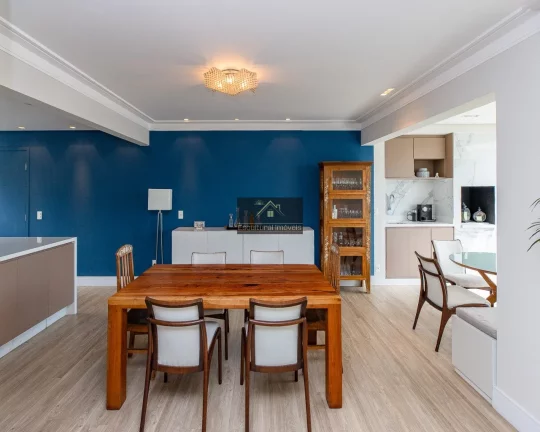 Imagem ALTO BOA VISTA APARTAMENTO REFORMADO 171,00 M ÁREA ÚTIL 4 DORMITÓRIOS 3 DELES SUÍTE HALL ELEVADOR PRIVATIVOS SALA 2 AMBIENTES VARANDA GOURMET 3 VAGAS