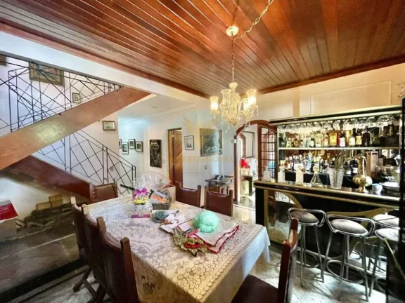 Imagem Casa em Condomínio a Venda no bairro Granja Viana - Carapicuíba, SP