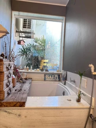 Imagem MARAVILHOSA CASA NA MATA DA PRAIA.