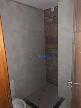 Imagem Sobrado em Condomínio Fechado com Piscina - Bosque Maia. Aceita Permuta!