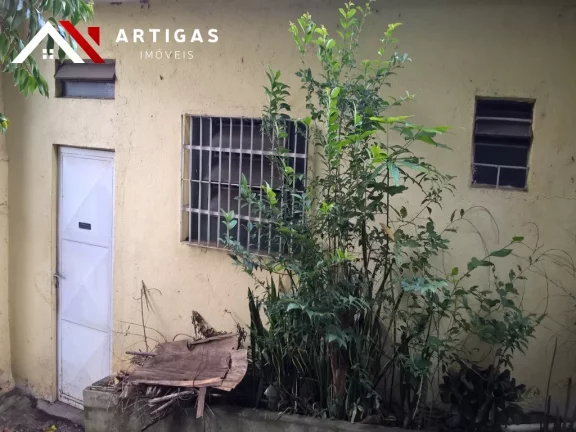 Imagem Galpão Comercial de Excelente Localização na Vila Bertioga: 2 Salas, 2 Banheiros, 6 Vagas - 250m² - São Paulo-SP
