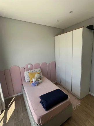 Imagem Casa com 3 dormitórios sendo 1 suíte e 2 vagas de garagem em Biguaçu/SC
