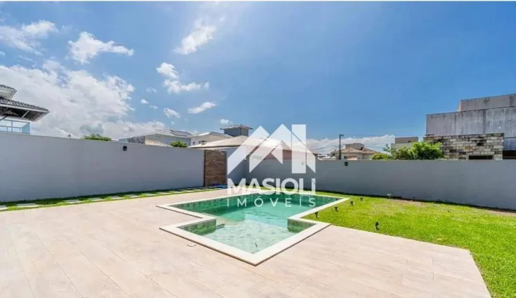 Imagem Luxuosa casa com 4 suites
