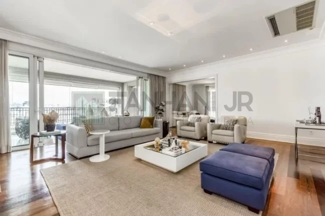 Imagem Descubra o seu novo lar neste incrível apartamento, repleto de uma arquitetura sofisticada que irá encantar você! Aqui, os tons neutros foram meticulo