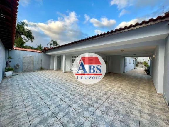 Imagem Casa Isolada com 3 Dormitórios à 200m da Praia, 188 m² por R$ 850.000 - Balneário Flórida - Praia Grande/SP