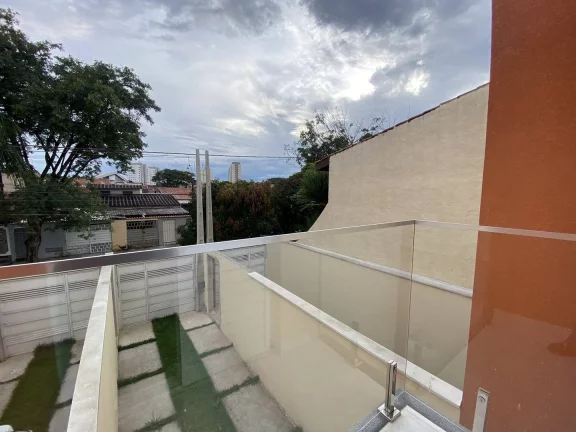 Imagem Sobrado a venda com 2 suítes no Jardim Abaeté