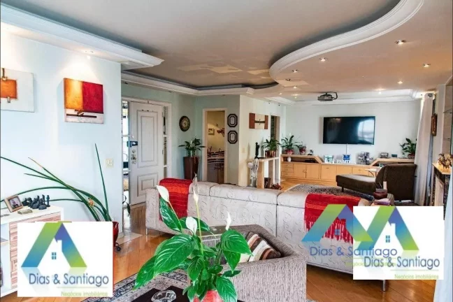 Imagem Apartamento alto padrão em 230m² sendo uma unidade por andar com 4 suítes, 4 vagas de garagem em localização privilegiada a 650mts Metrô Chácara Klabin
