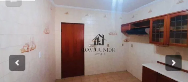 Imagem Casa com 3 dormitórios sendo 1 suíte para alugar, 340 m² por R$ 18.000/mês - Parque Campolim - Sorocaba/SP