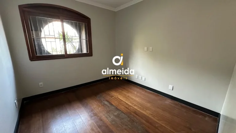 Imagem Casa 3 dormitórios à venda Nossa Senhora de Lourdes Santa Maria/RS