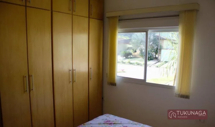 Imagem Casa Térrea 3 Dormitórios e Piscina - Condomínio Fechado - Bertioga - SP .