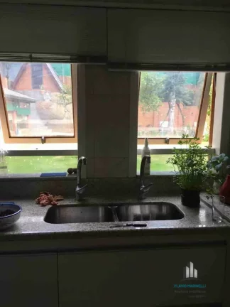 Imagem Alphaville 8 Casa de 380m² com 4 Dorms sendo 1 Suíte e 4 Vagas de Garagem