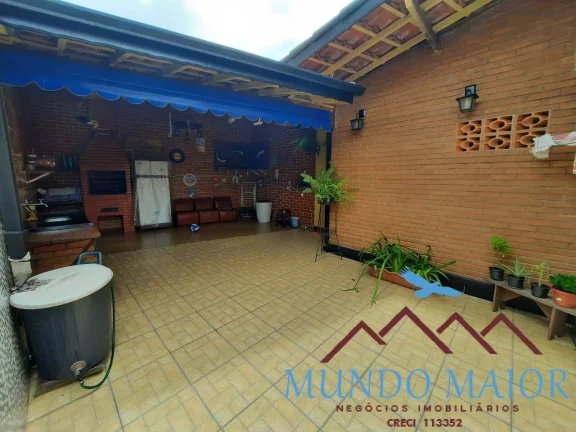 Imagem Casa com 4 vagas e 3 dormitorios 1 suite master e lavabo -Vila Suissa !!!!