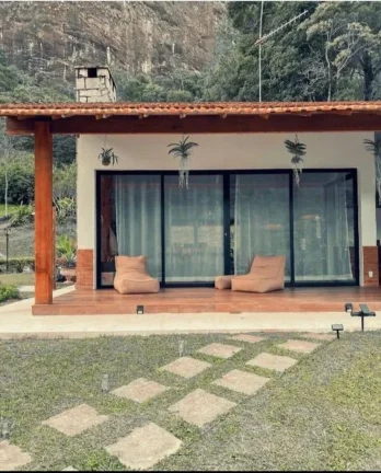 Imagem CASA NO CAMPO CONDOMÍNIO CLUB VALE DA SERRA, TERESÓPOLIS ACEITA FINANCIAR