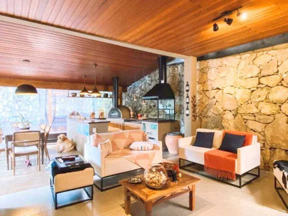 Imagem Casa impecável, com acabamentos de ótimo gosto - Granja Viana