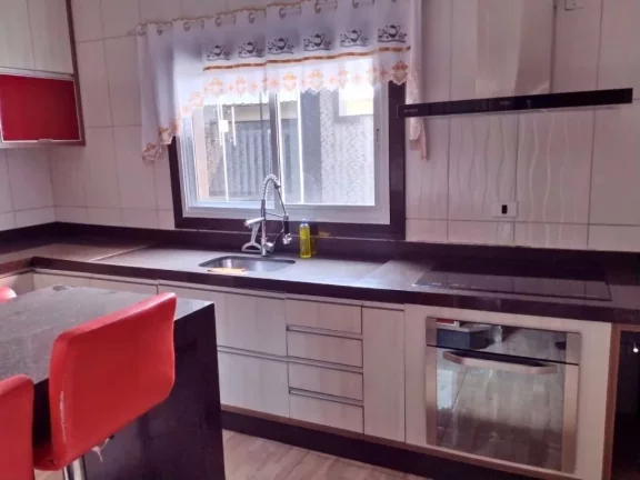 Imagem Sobrado com 3 dormitórios à venda, 220 m² por R$ 760.000,00 - Vila Júlia - Poá/SP