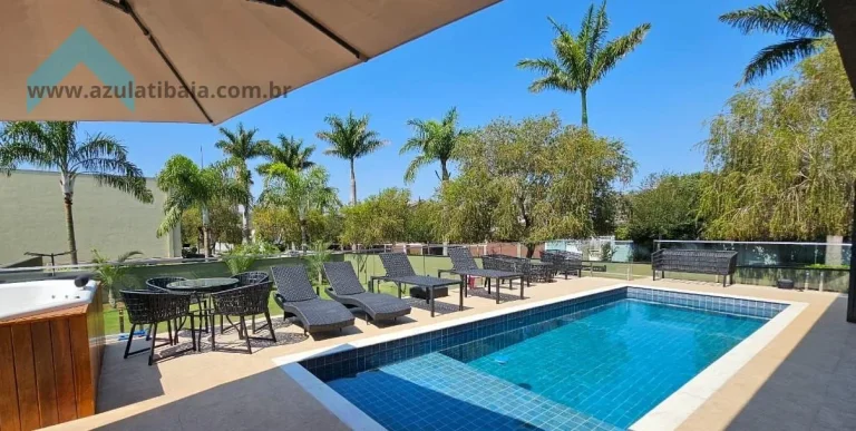Imagem Casa 4 suites à Venda no Condomínio em Atibaia