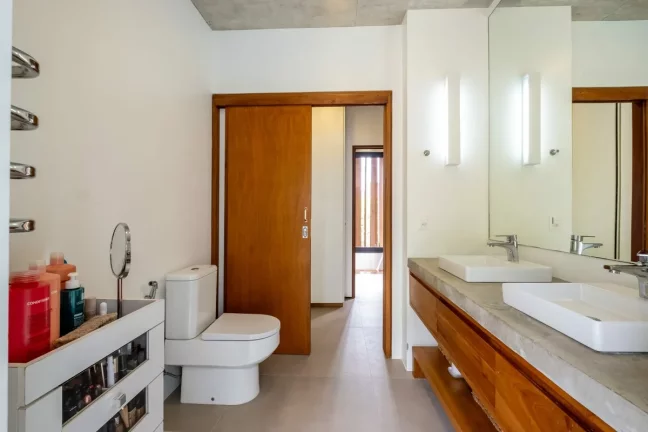 Imagem Casa à Venda, 444m2, 4 Dormitórios(4 S), 4 Vagas - Cachoeira do Bom Jesus, Florianópolis/SC