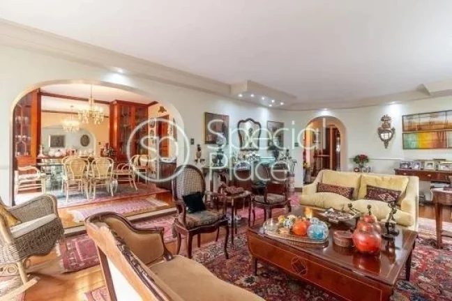 Imagem Lindo apartamento com prédio clássico e imponente. São 197m² de área privativa, 3 dormitórios ...