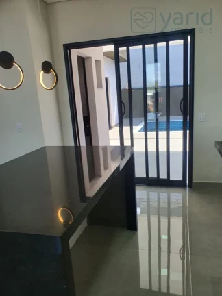 Imagem Imóvel Residencial à Venda em Cidade - Bairro 3 Quartos, 3 Suítes, 2 Salas, 2 Vagas de Garagem 159 m² de Área