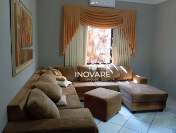 Imagem Casa com 3 dormitórios à venda, 280 m² por R$ 950.000,00 - Alto da Boa Vista - Itumbiara/GO
