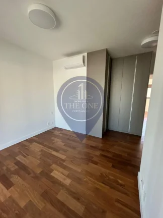 Imagem Excelente oportunidade: Apartamento de 3 quartos na Vila Olímpia, São Paulo-SP, com 3 suítes e 3 vagas!
