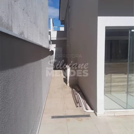 Imagem Excelente casa com 3 suítes no condomínio Ibiti Royal Park