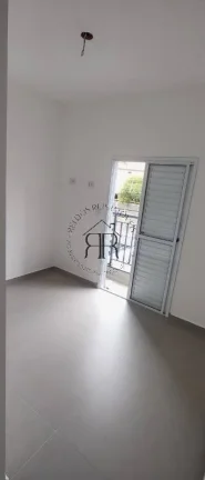 Imagem Sobre o imóvel
Sobrado à venda com 3 quartos, 1 suite, 2 vagas e 2 banheiros.
Localizado em Rua He...