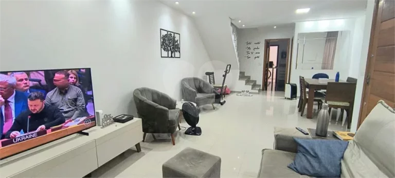 Imagem Sobrado à venda com 3 quartos, sendo 1 suíte, em Butantã, São Paulo - SP