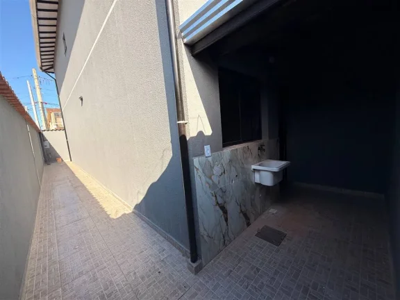 Imagem CASA COM 70 m² - ESMERALDA - PRAIA GRANDE SP