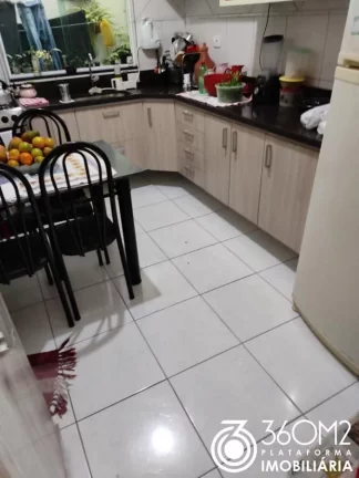 Imagem Sobrado em Condomínio para Venda em Santo André / SP no bairro Vila Alzira