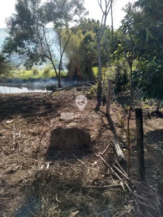 Imagem Chácara à Venda em Itatiba no Recanto dos Pássaros com 1900m² de Terreno