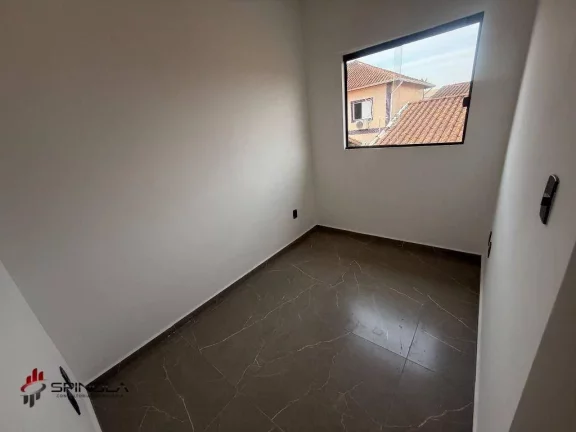 Imagem Sobrado com 2 dormitórios à venda, 57 m² por R$ 360.000,00 - Mirim - Praia Grande/SP