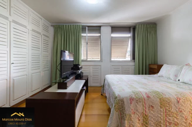 Imagem Apartamento 141 m²com 3 dormitórios (1 suíte) , 1 Vaga de garagem, Sumaré. Edifício com Gerador