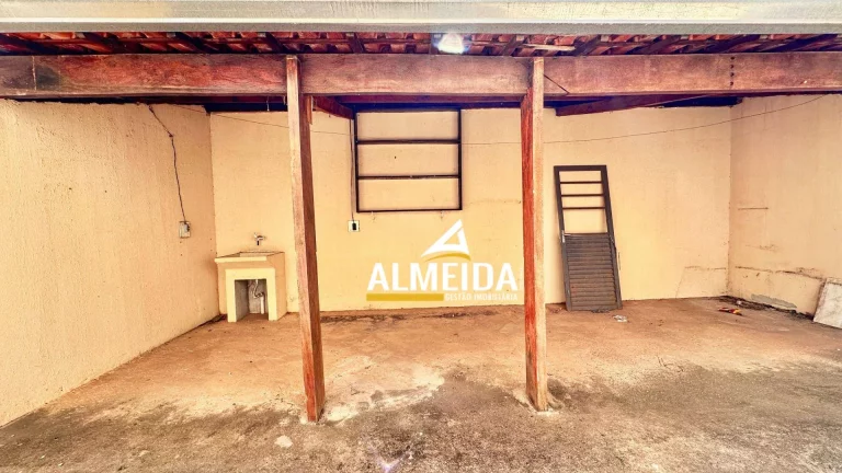 Imagem Casa com 2 dormitórios à venda, 130 m² por R$ 250.000,00 - Dona Regina Picelli - Rio Claro/SP